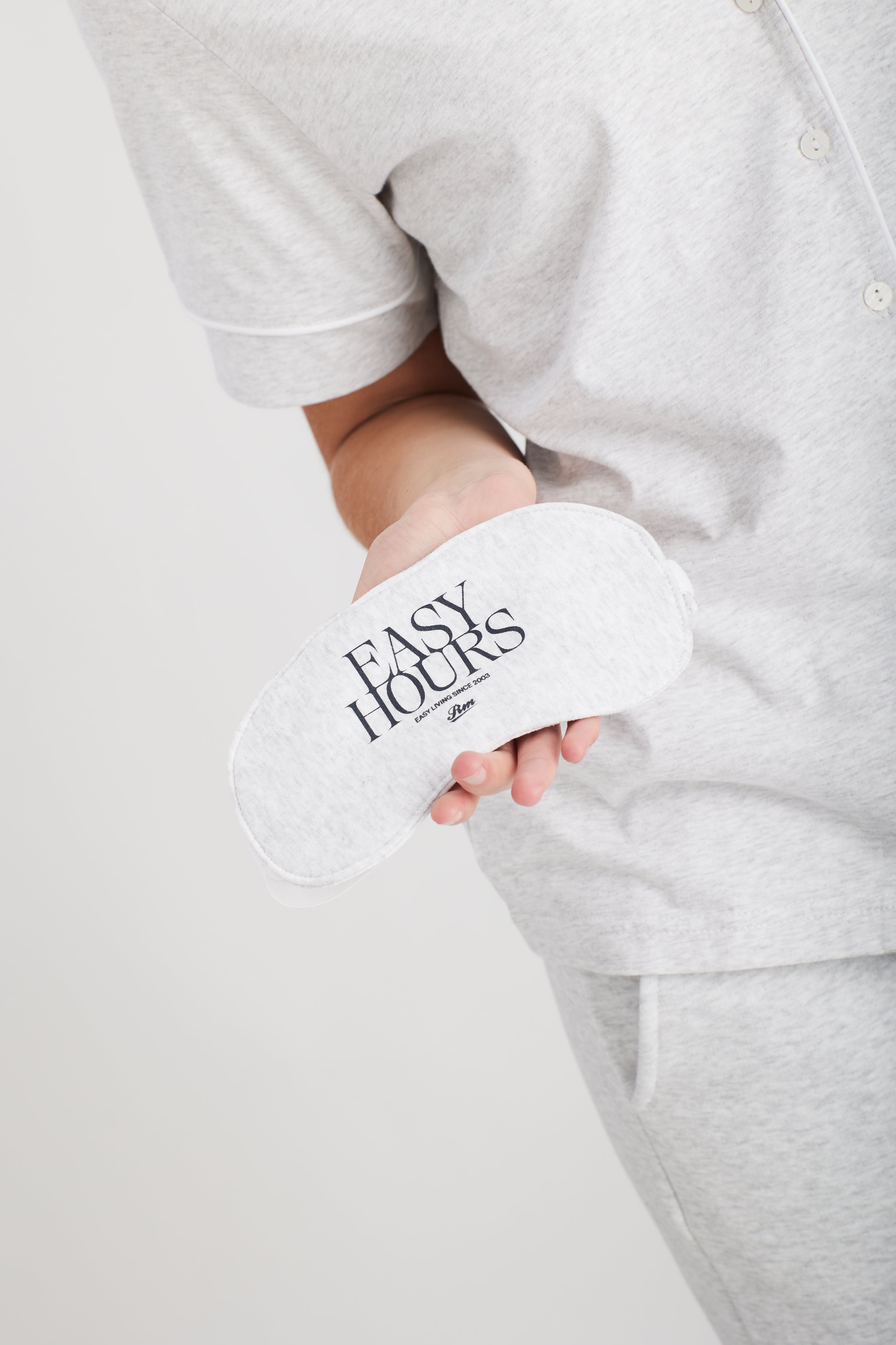 Easy Hours Sleep mask Light grey